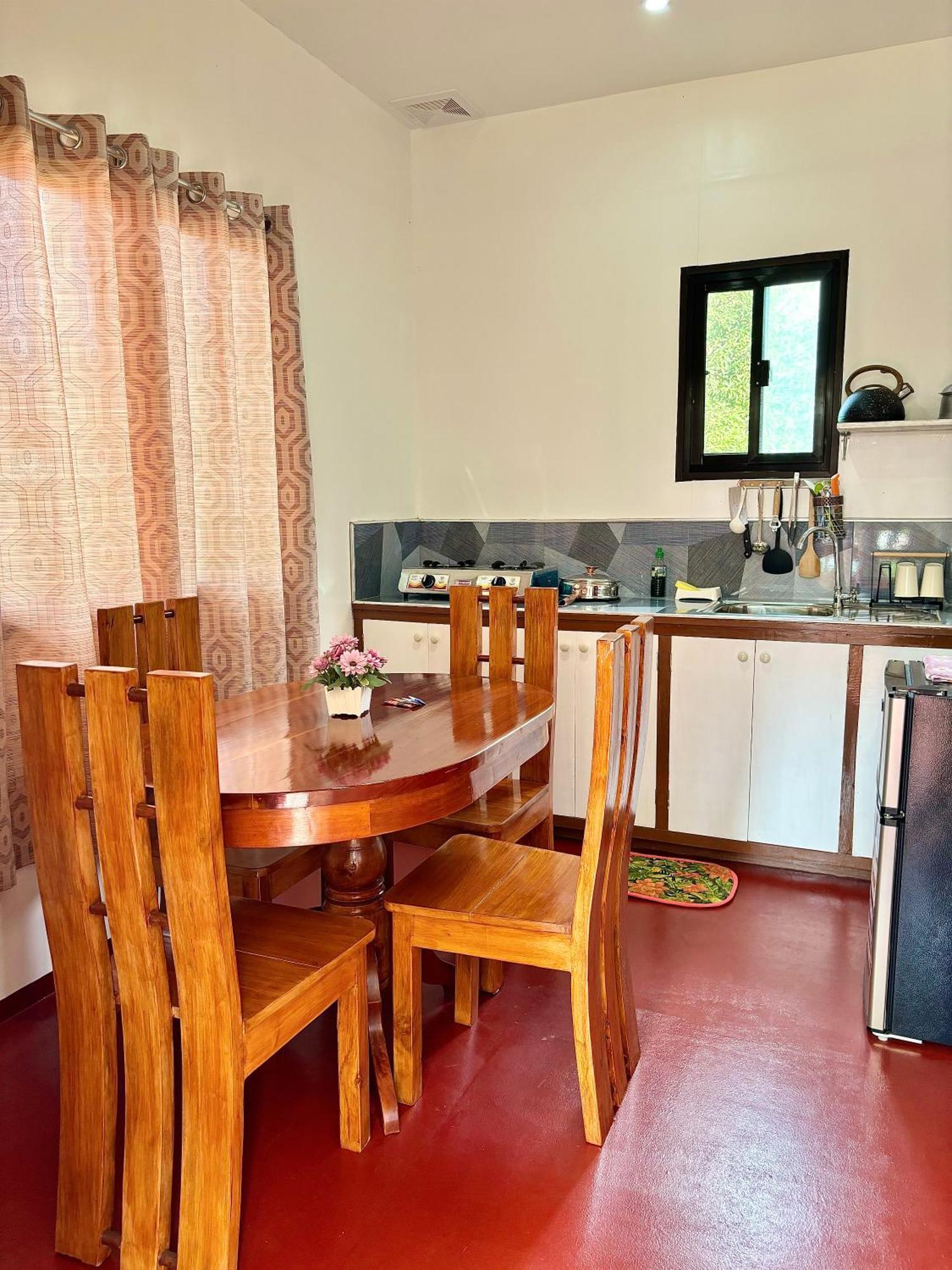 Luzville Transient House - Port Barton Itaytay Екстериор снимка