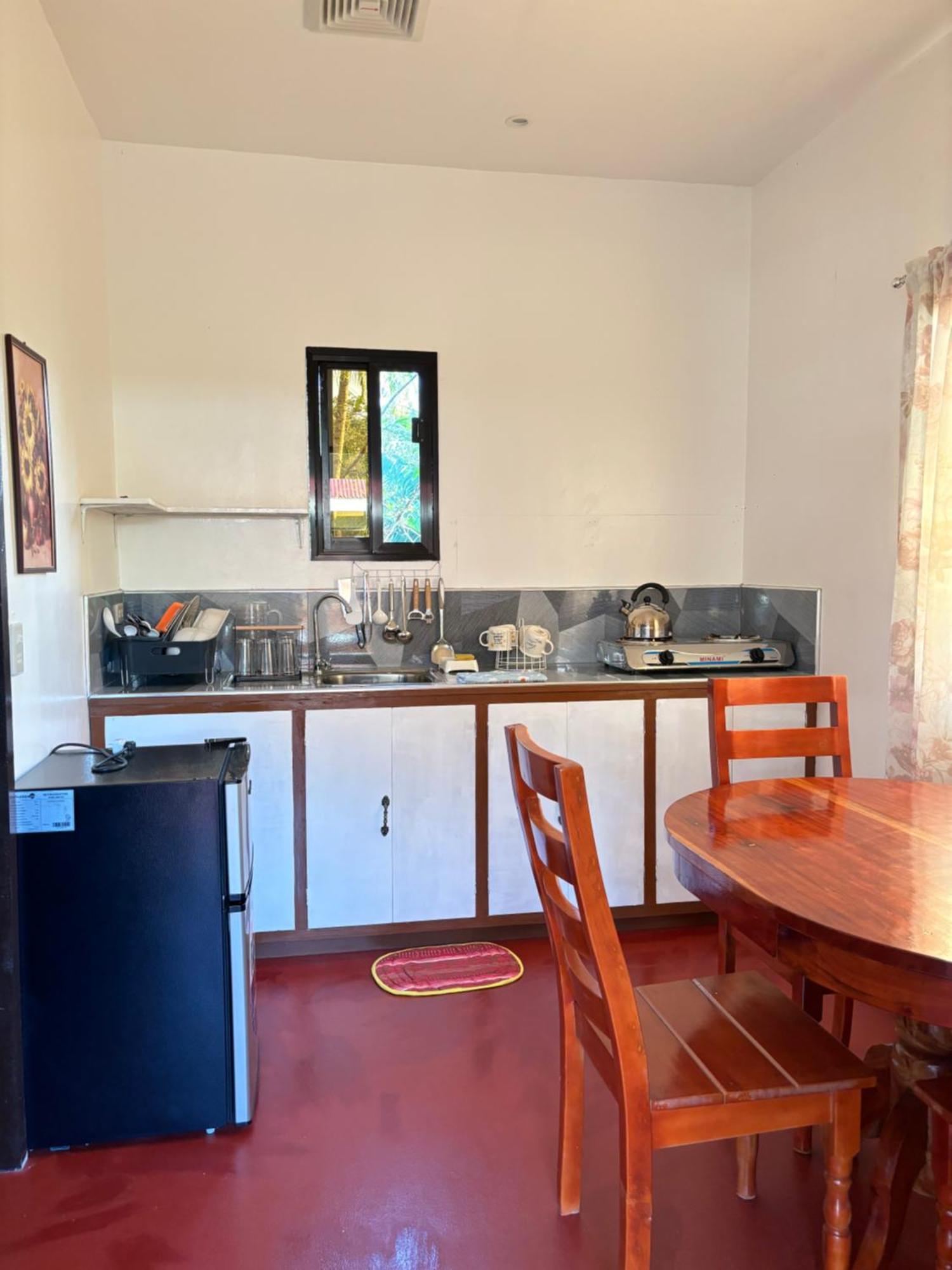 Luzville Transient House - Port Barton Itaytay Екстериор снимка